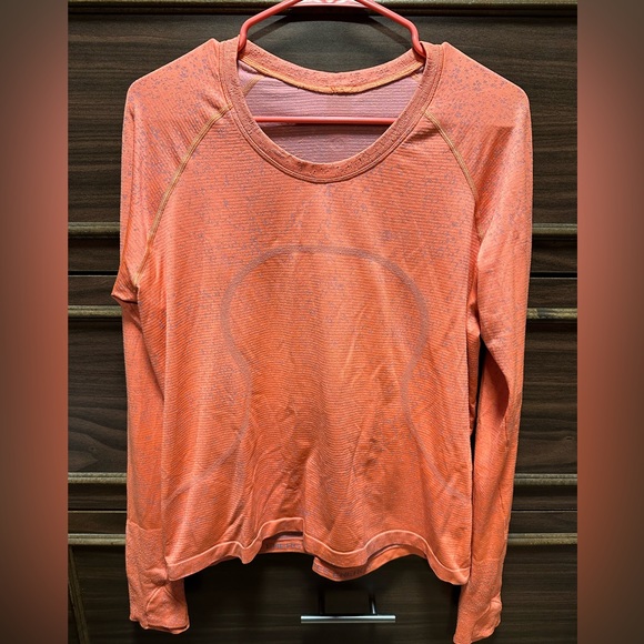 lululemon athletica Tops - Rare Color/Print Lululemon Swiftly Tech Long Sleeve Shirt 2.0 *Race Size 14